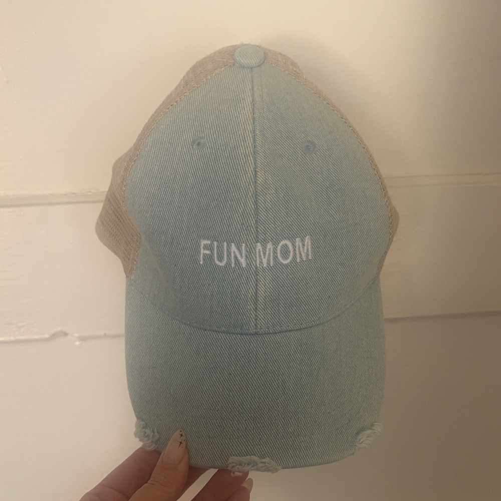Light Blue 'Fun Mom' Cap